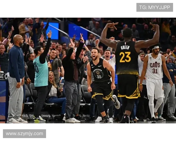 2017年勇士队与爵士队首场较量精彩回顾与赛季分析 2017年勇士队与爵士队首场较量精彩回顾与赛季分析