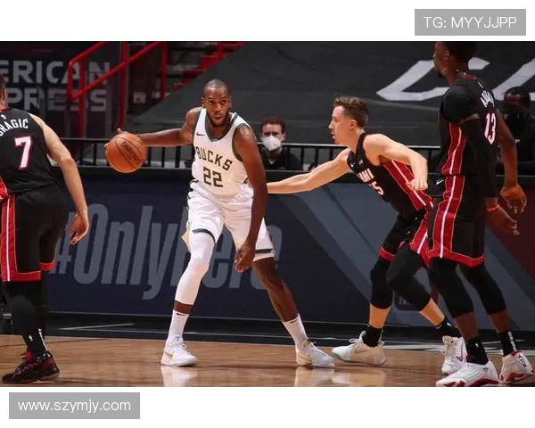 NBA魔术对雄鹿比赛前瞻分析及胜负预测探讨