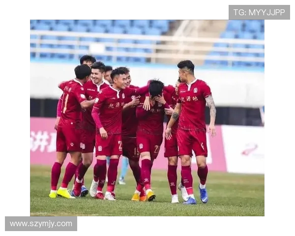 天津泰达迎战淄博蹴鞠期待精彩对决双方争夺胜利的关键时刻